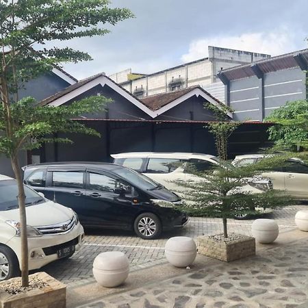 Hotel Kaliu Pacitan Zewnętrze zdjęcie