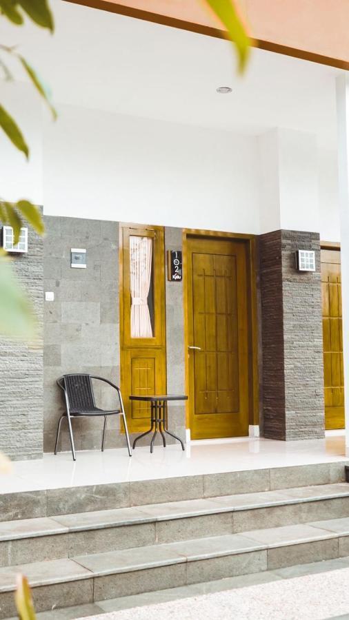 Hotel Kaliu Pacitan Zewnętrze zdjęcie