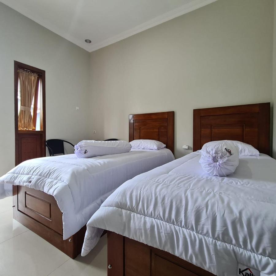 Hotel Kaliu Pacitan Zewnętrze zdjęcie